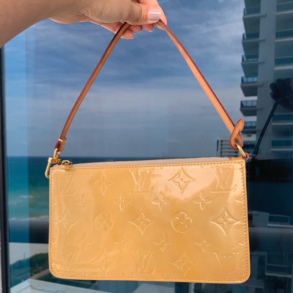 SOLD - Picture 2 of 6